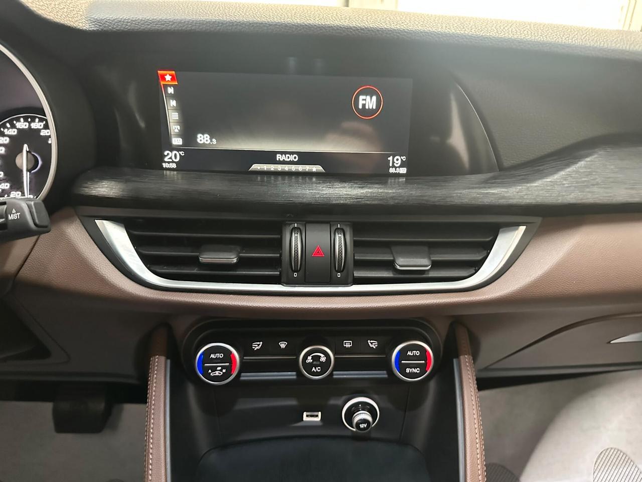 Alfa Romeo Stelvio 2.2 Turbodiesel 190 CV AT8 Q4 Executive