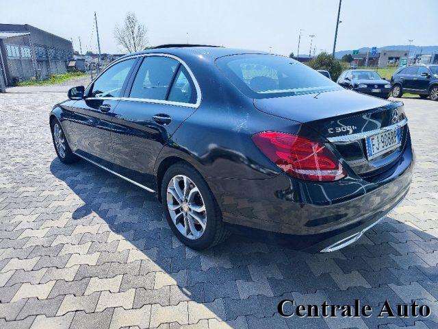 MERCEDES-BENZ C 300 h Automatic Sport 231CV