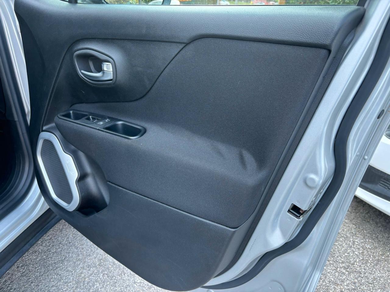 Jeep Renegade 1.6 Mjt 120 CV OK Neopatentati