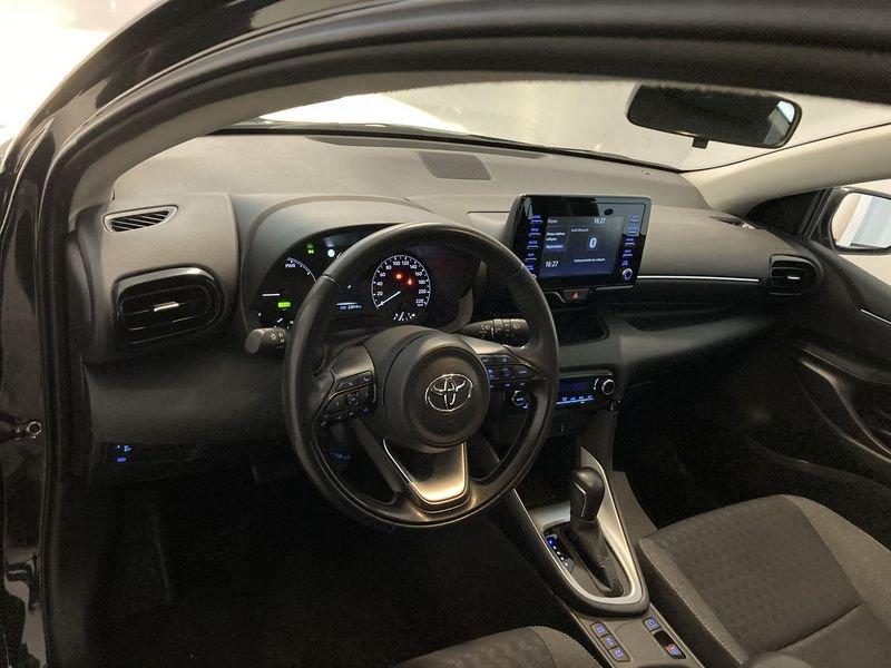Toyota Yaris Hybrid Active MY22