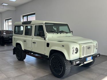 Land Rover Defender 110 2.2 td 7 Posti allestimento Strange Automotive