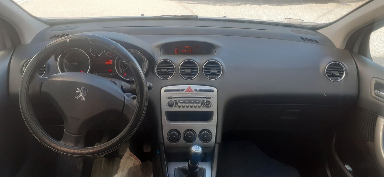 Peugeot 308 1.6 Hdi 90cv 5p. Tecno
