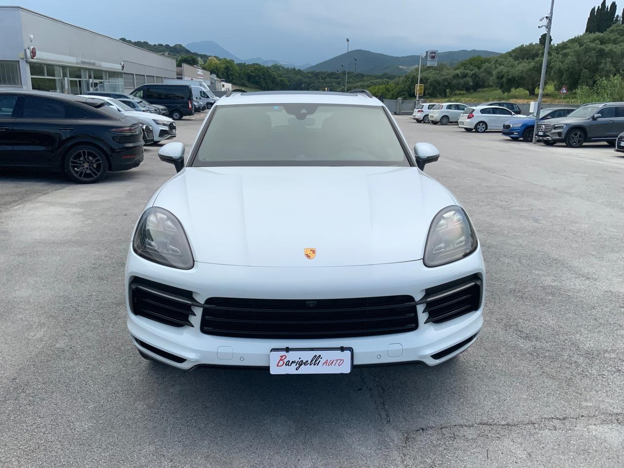 Porsche Cayenne 3.0 V6 TETTO.SOSP.MATRIX.CERCHI22.SED VENT..FULL