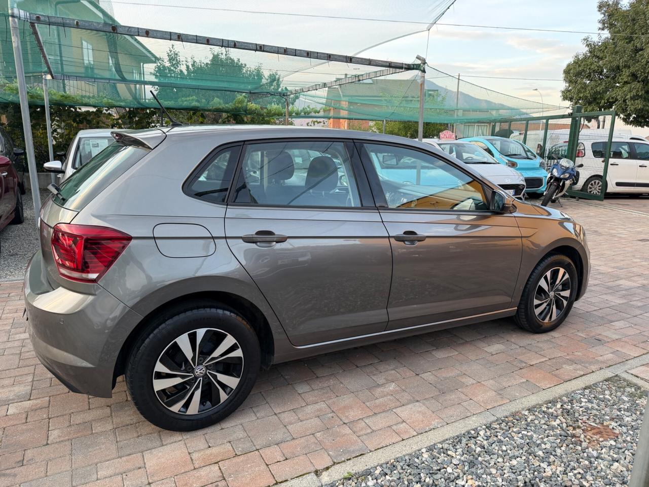 Volkswagen Polo 1.6 TDI ok per neopatentati