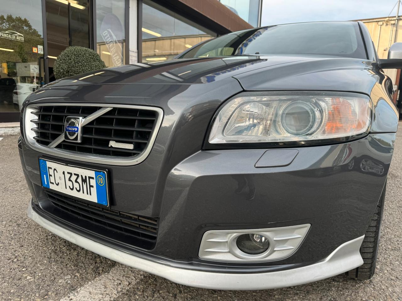 Volvo V50 D4 R-design AUTOMATICA,PELLE,17'',XENO,VETRI SCURI,