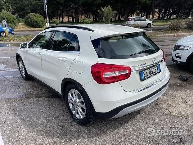 Mercedes GLA 200 Diesel 136CV