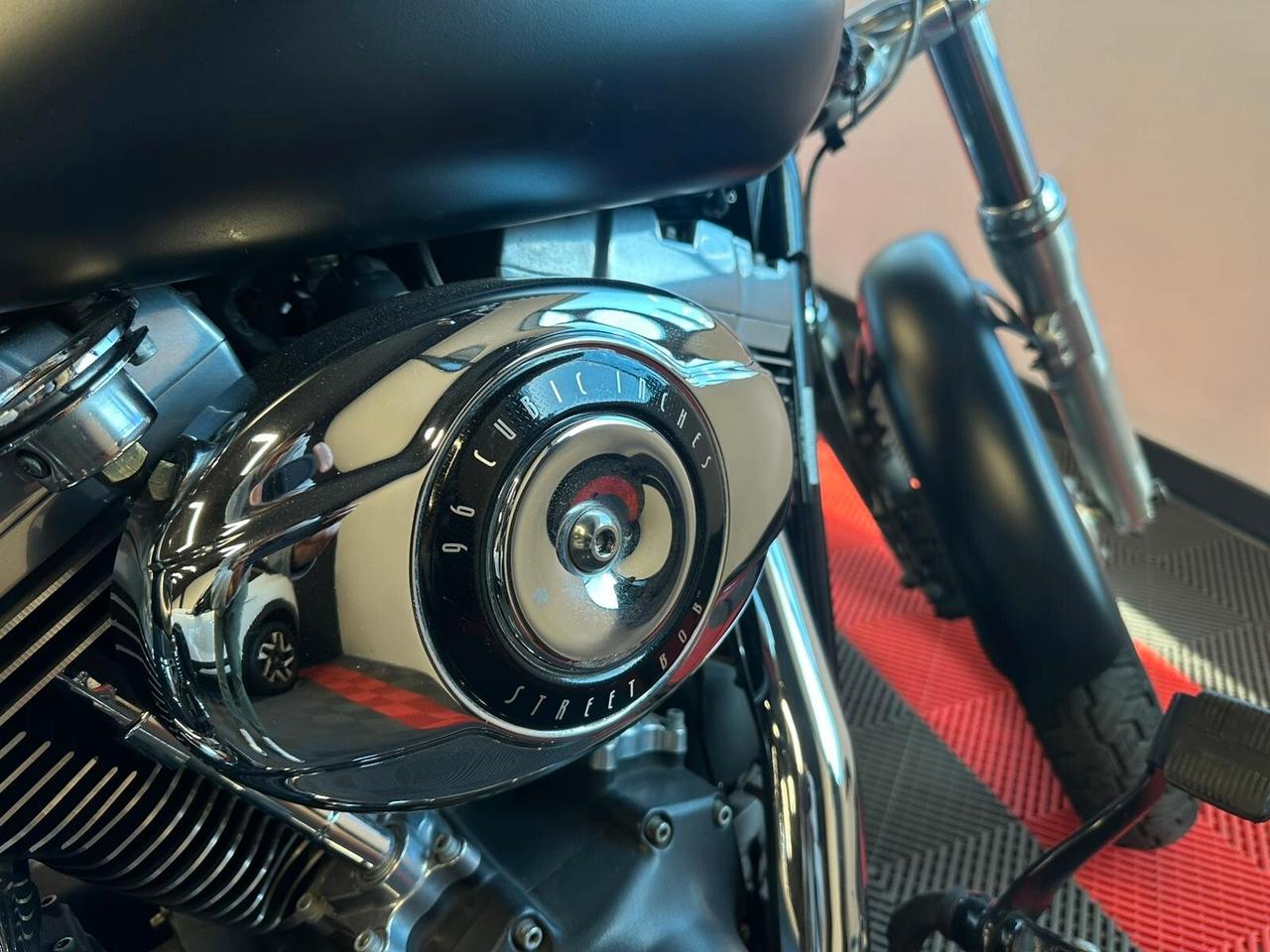 Harley-davidson Dyna Street Bob