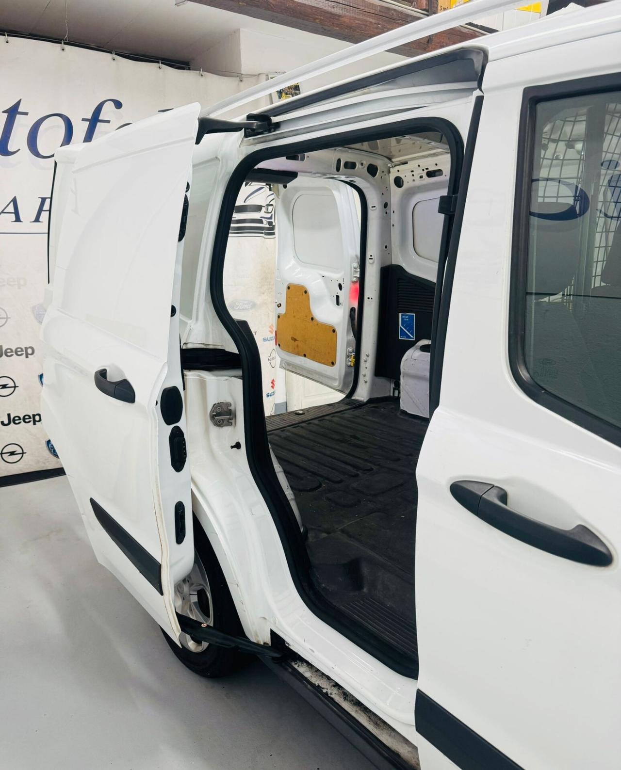 Ford transit courier 1,5 tdci anno 2020