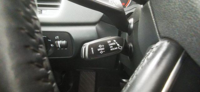 AUDI Q3 40 TFSI quattro S tronic Business Advanced