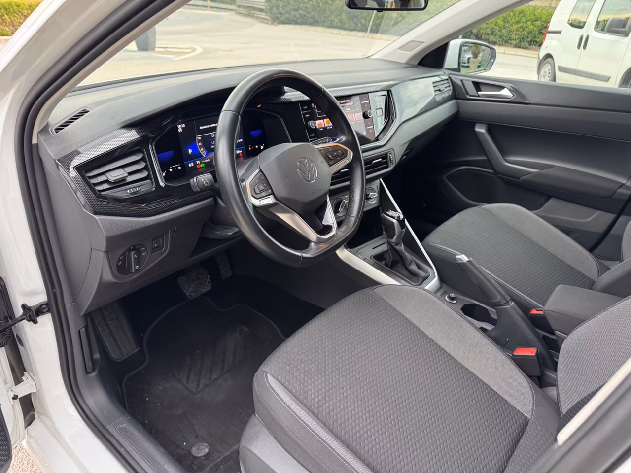 Volkswagen Polo 1.0 TSI DSG Style