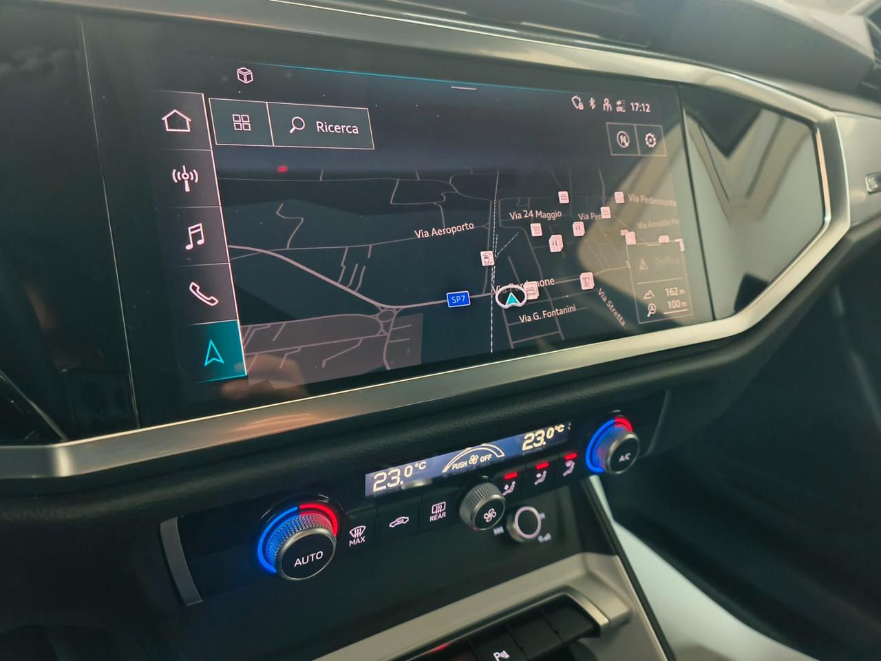 Audi Q3 35 TDI S tronic Business