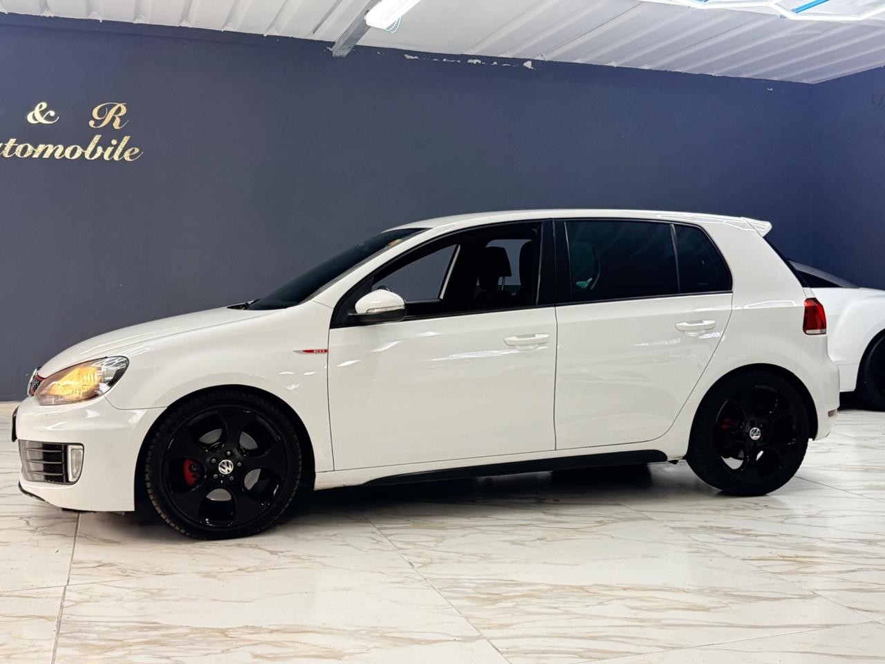 Volkswagen Golf GTI 2.0 TSI DSG 5p.