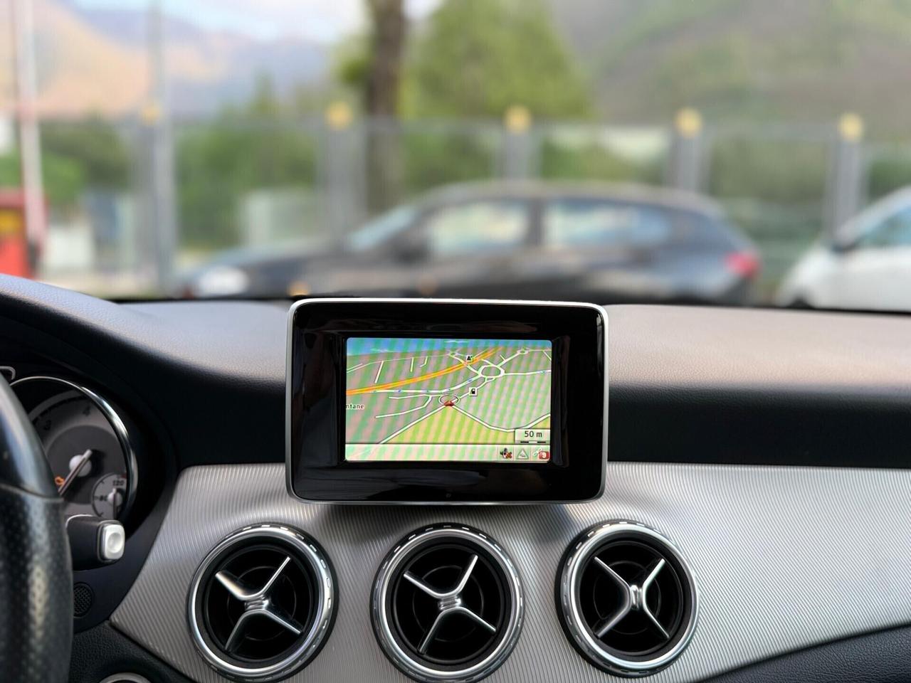 Mercedes-benz GLA 200 CDI Automatic 4Matic Sport