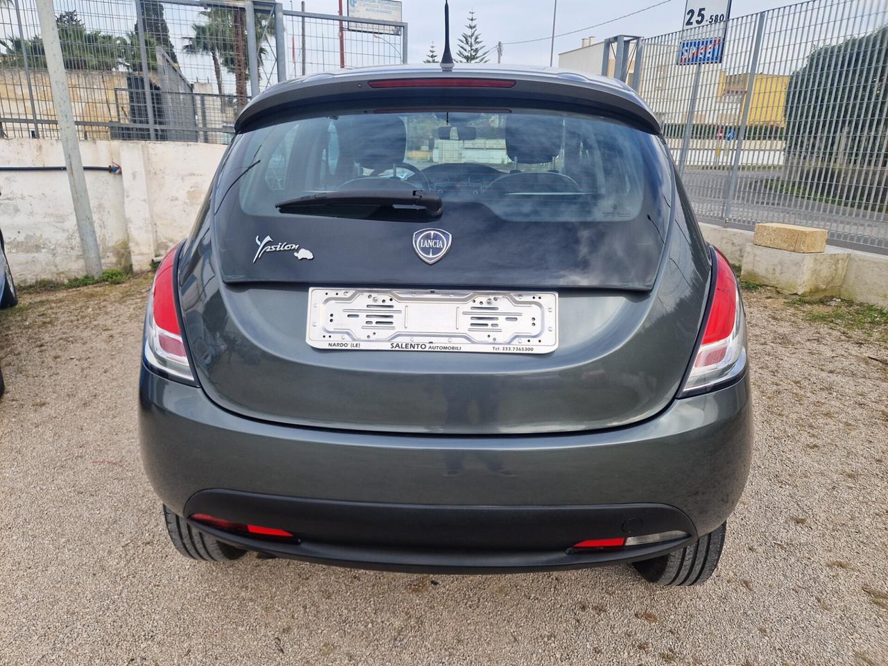 Lancia Ypsilon 0.9 TwinAir 85 CV Metano - 2014