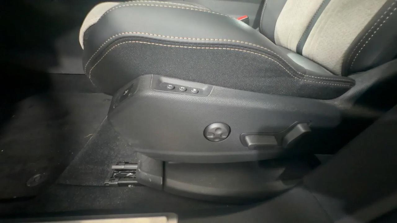 Peugeot 3008 Hybrid 225 e-EAT8 GT Pack