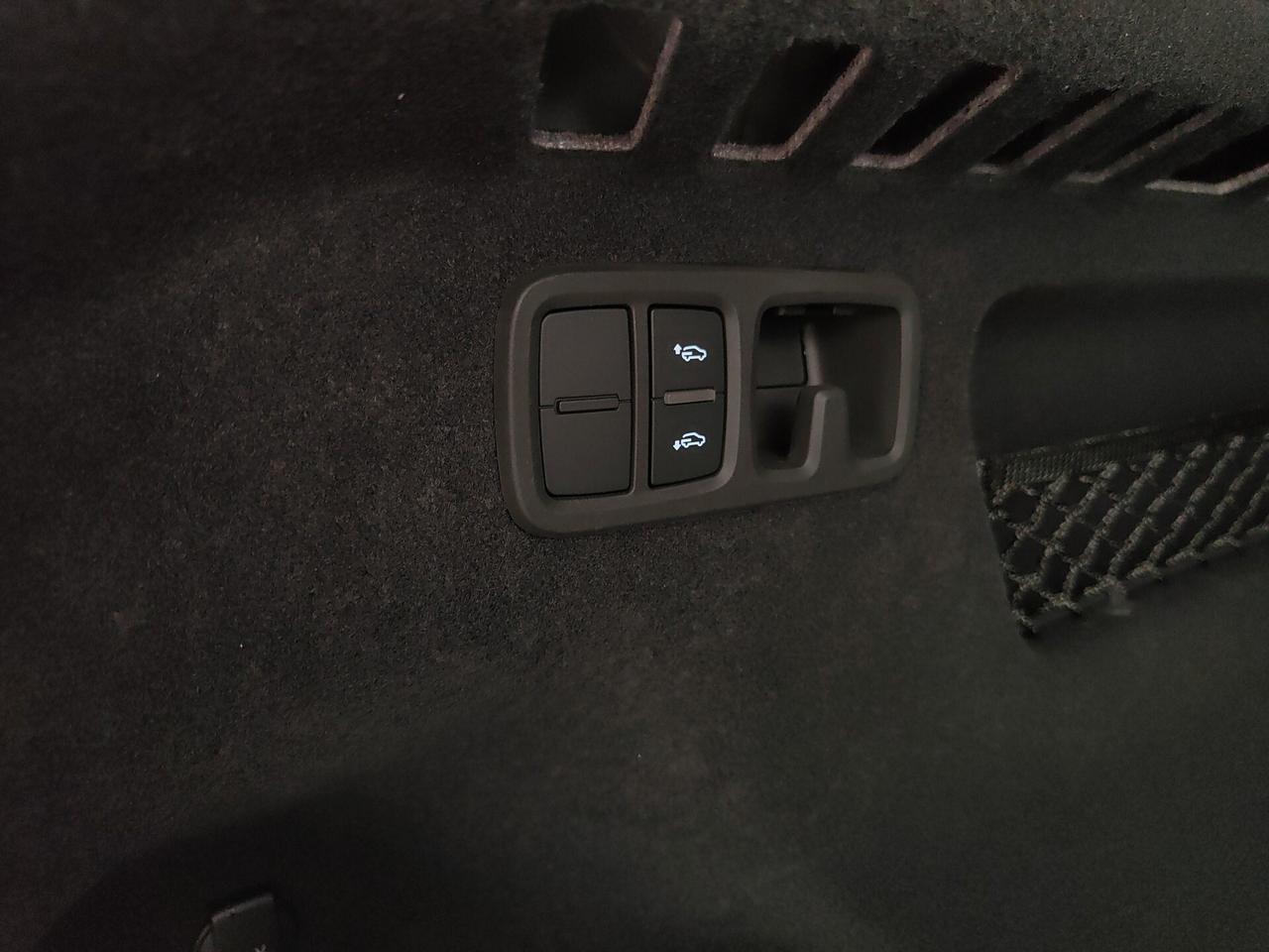 Audi Q8 55 TFSI e quattro tiptronic Sport