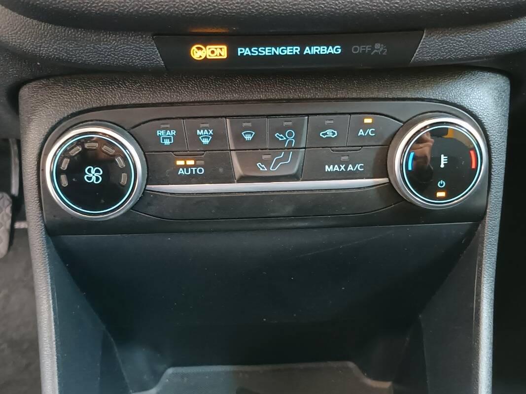 Ford Fiesta 125 cv Ibrida Titanium-GANCIO TRAINO