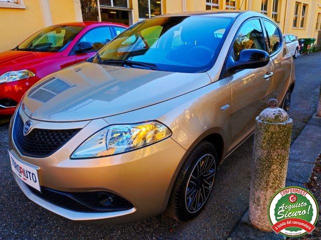 LANCIA Ypsilon 1.2 69 CV 5 porte GPL Ecochic Gold