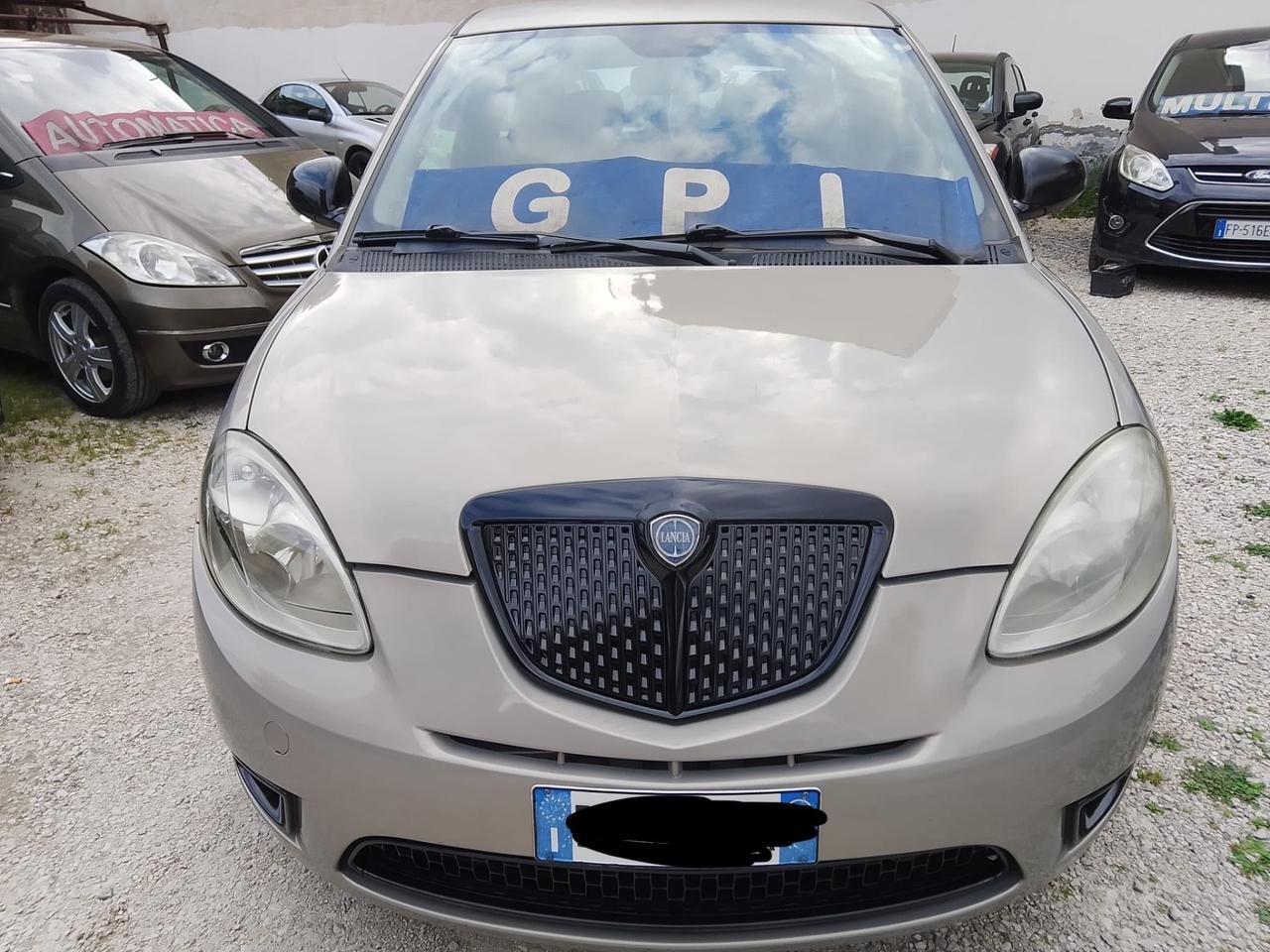 Lancia Ypsilon 1.4 Oro Ecochic GPL Anno 2010