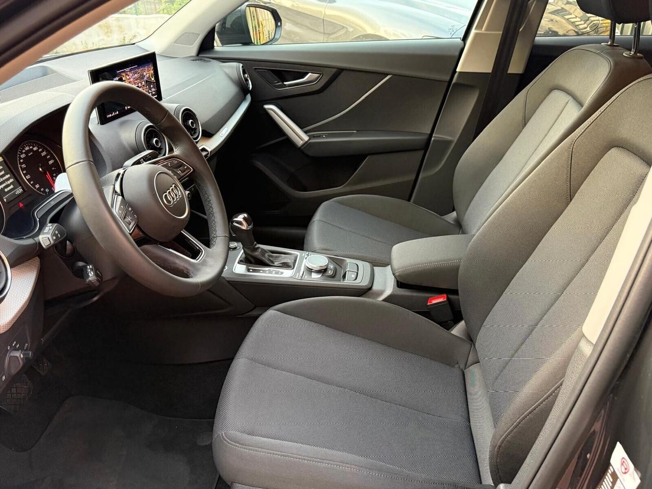 Audi Q2 35 TDI S tronic Business