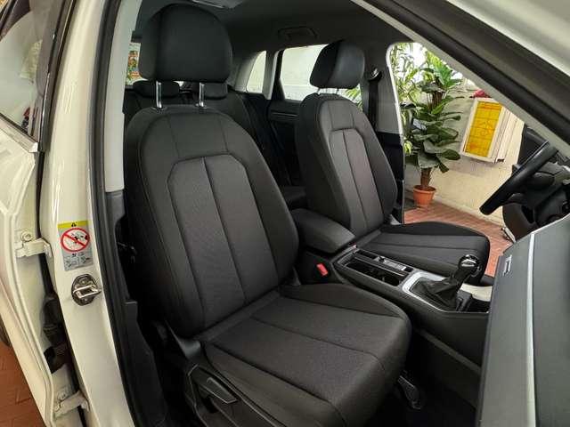 Audi Q3 Q3 35 1.5 tfsi mhev s-tronic