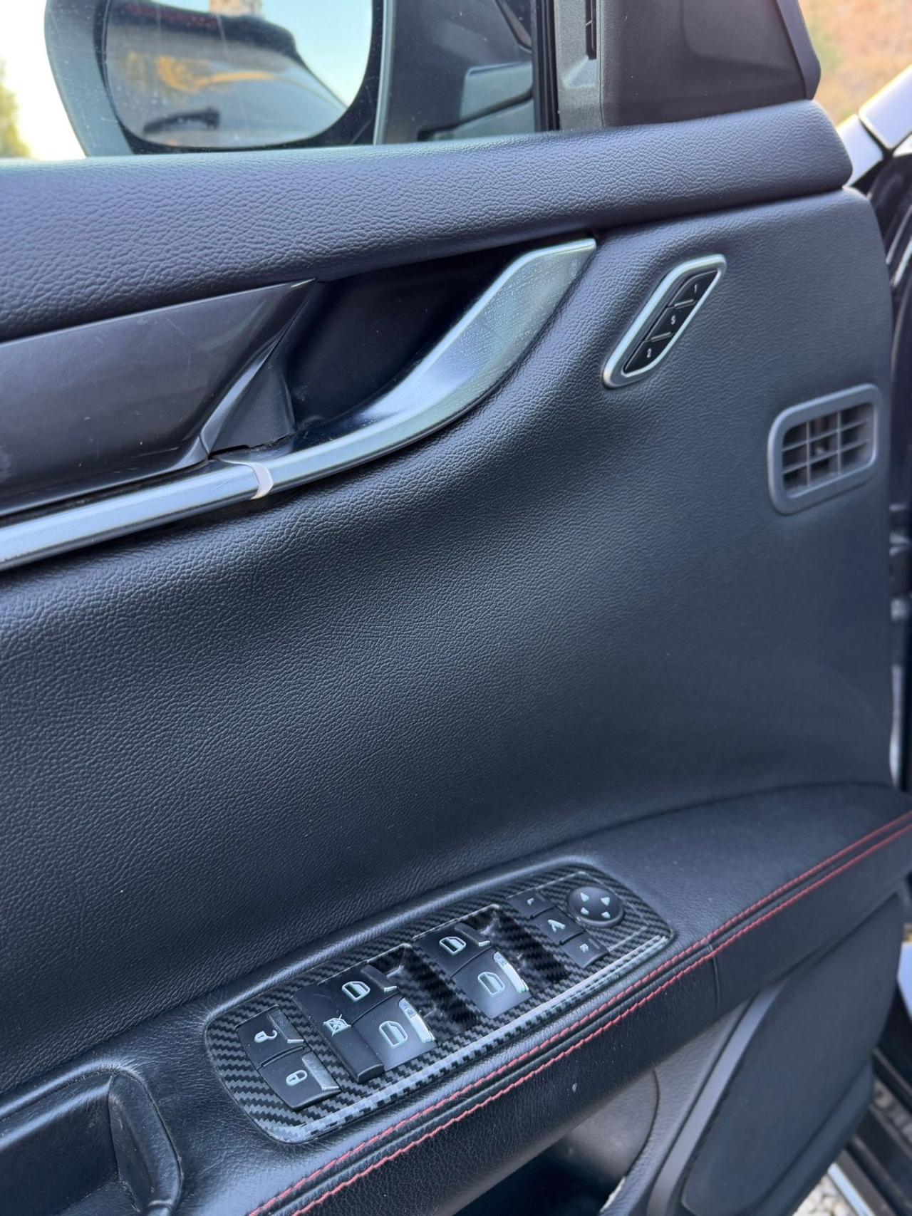 Maserati Ghibli V6 Diesel 275 CV Gransport