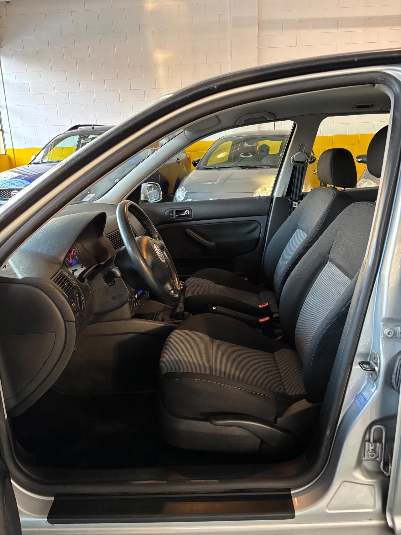 Volkswagen Golf 1.9 Tdi 101CV UNI PRO 100MILA KM!!