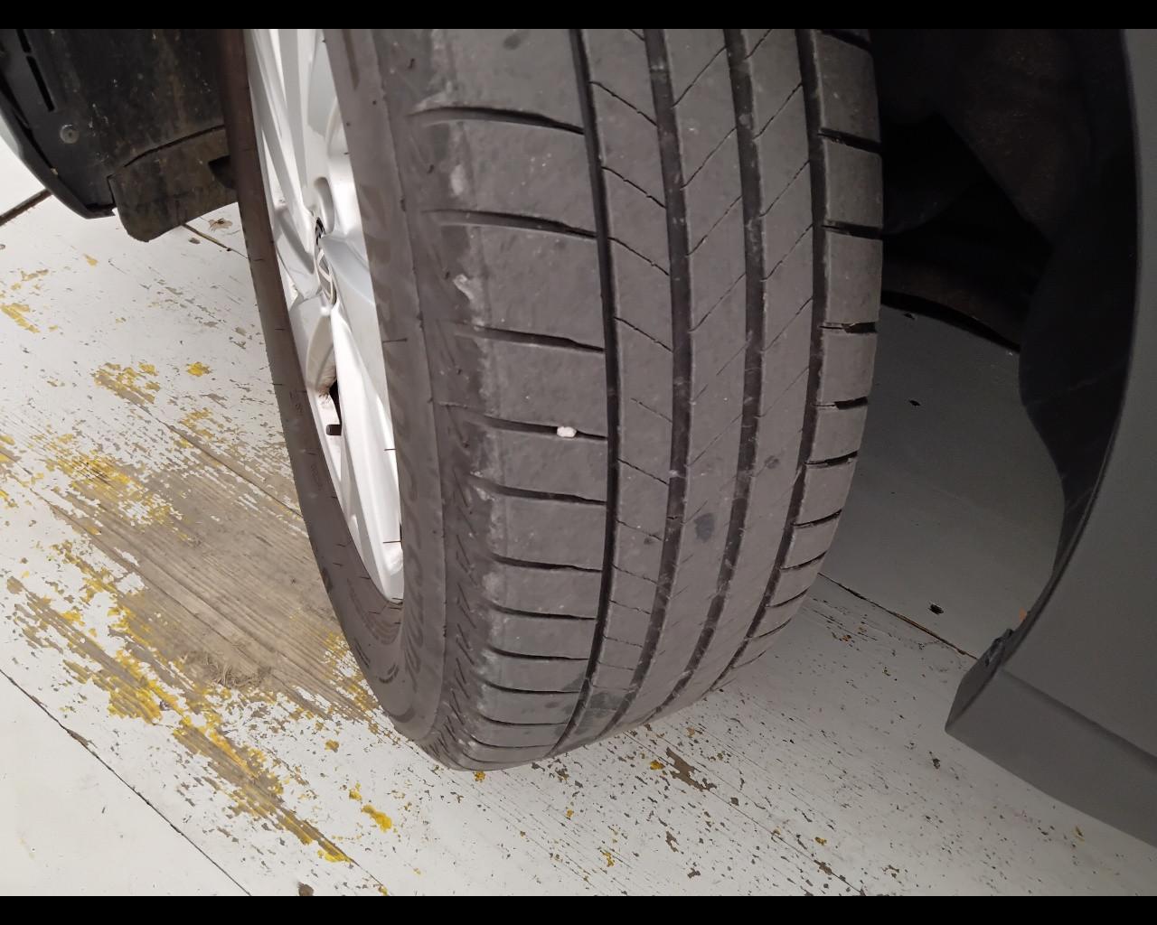 VOLKSWAGEN Taigo - Taigo 1.0 tsi Life 115cv