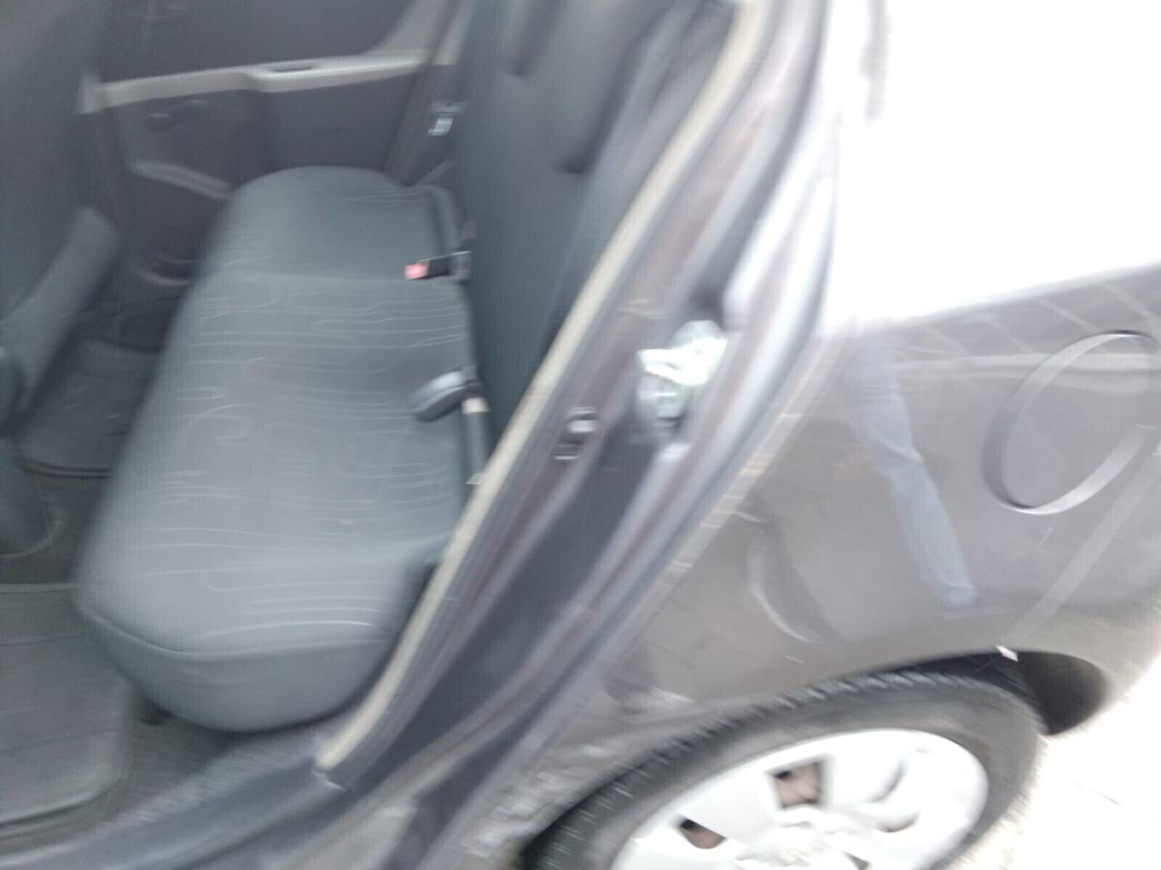 Toyota Yaris 1.0 5 porte Luxury pack