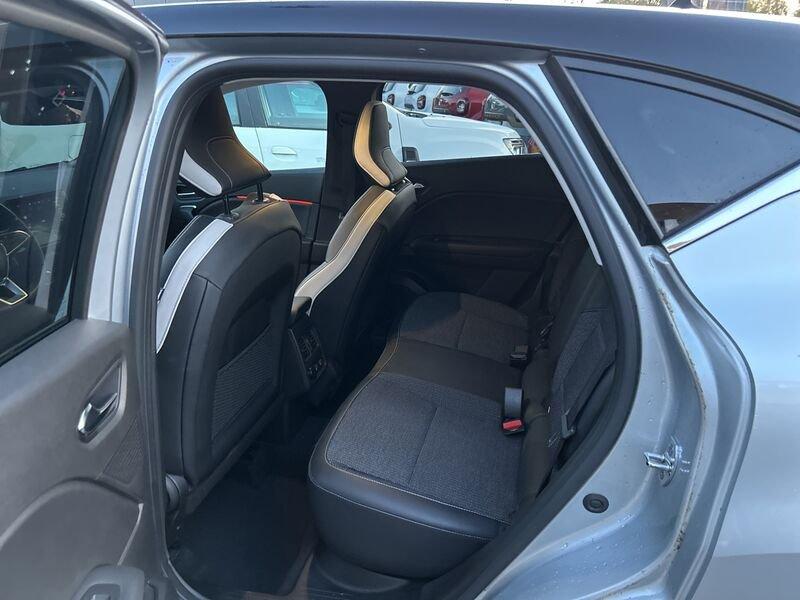 Renault Captur II 2019 1.6 E-Tech phev Intens 160cv auto my21