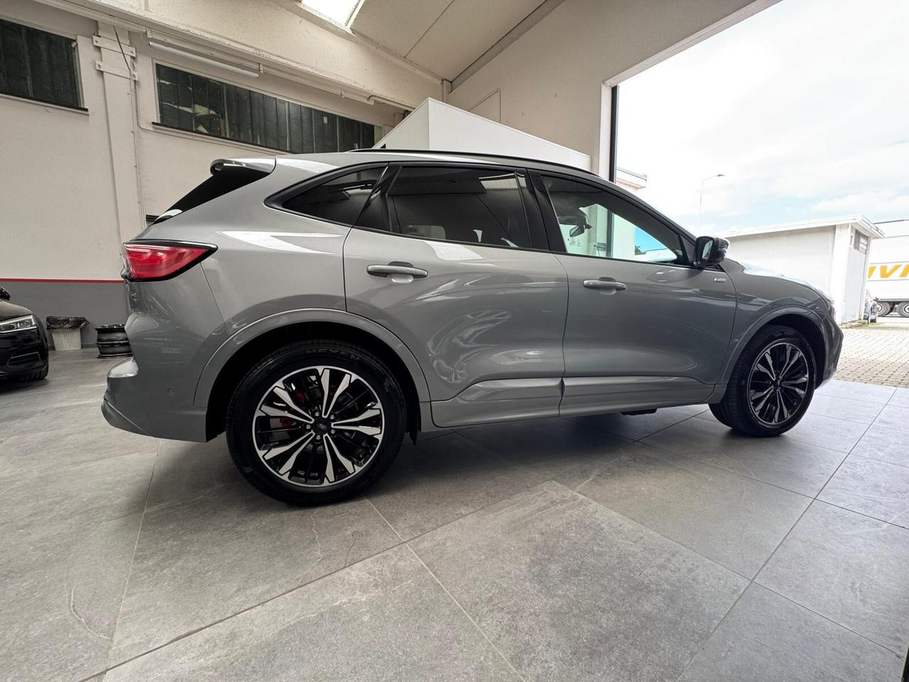 Ford Kuga 2.5 Plug In Hybrid 225 CV CVT 2WD ST-Line X