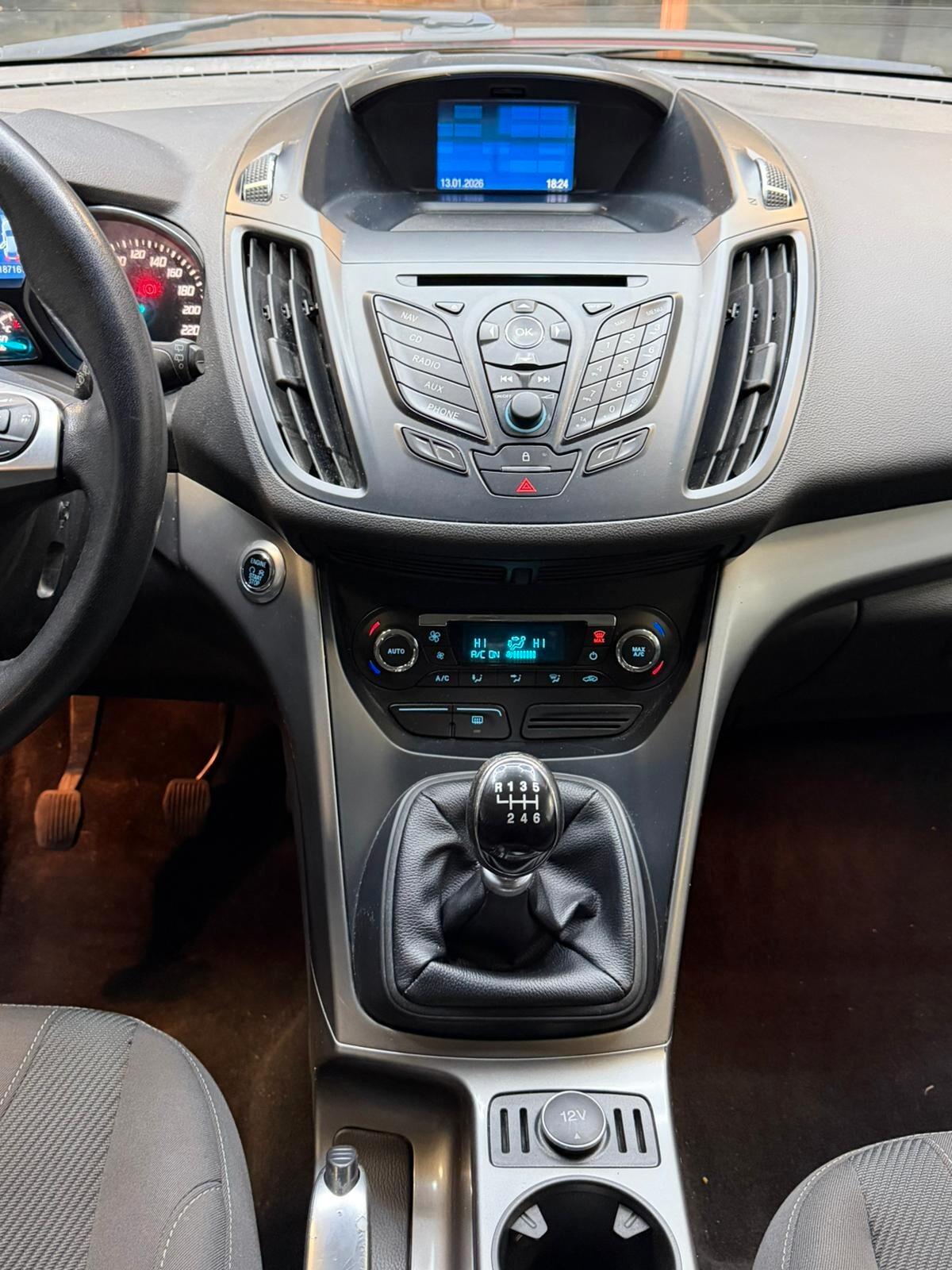 Ford Kuga 2.0 TDCI 140 CV 4WD Titanium