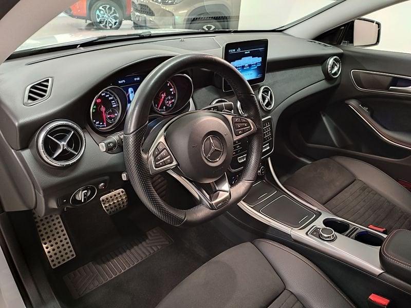 Mercedes-Benz CLA 220 d 4Matic Automatic Premium