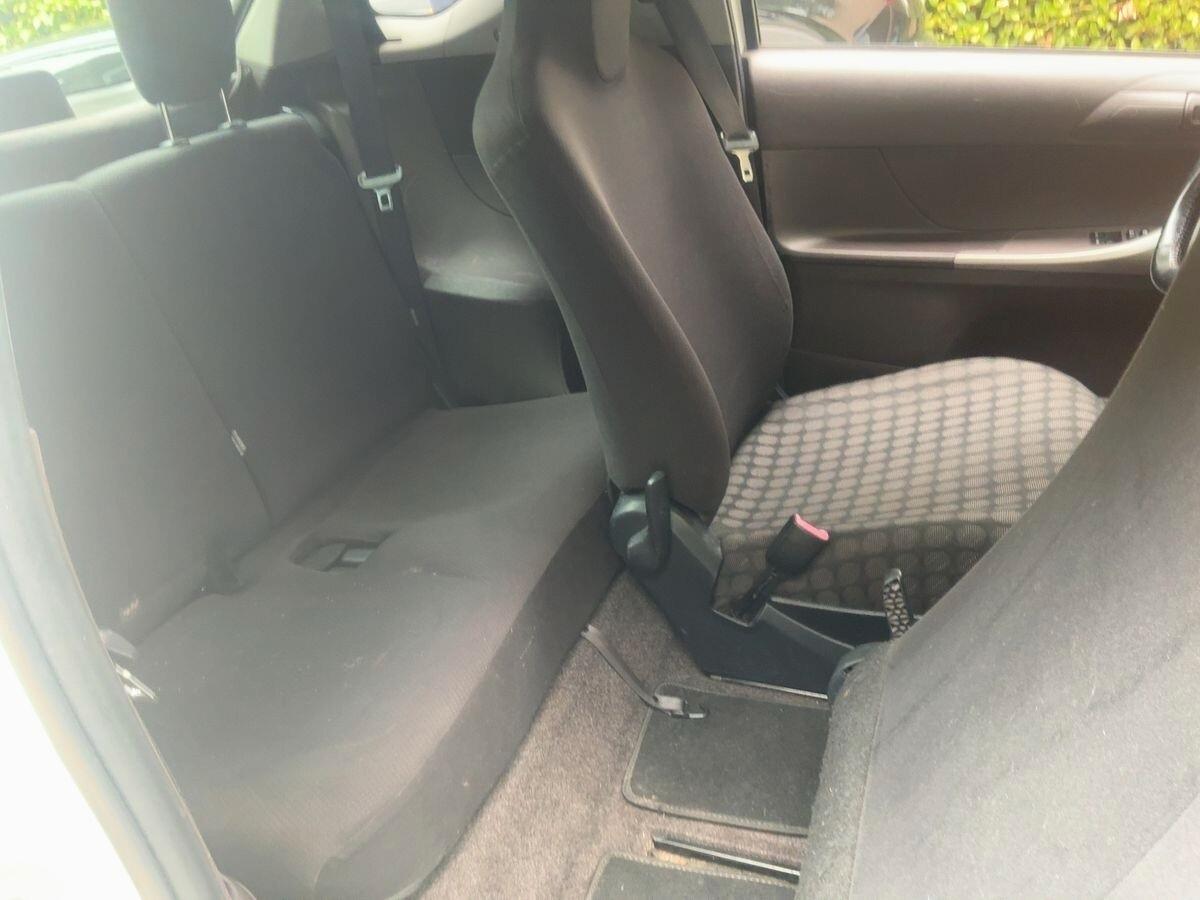 Toyota iQ 1.0 Sol