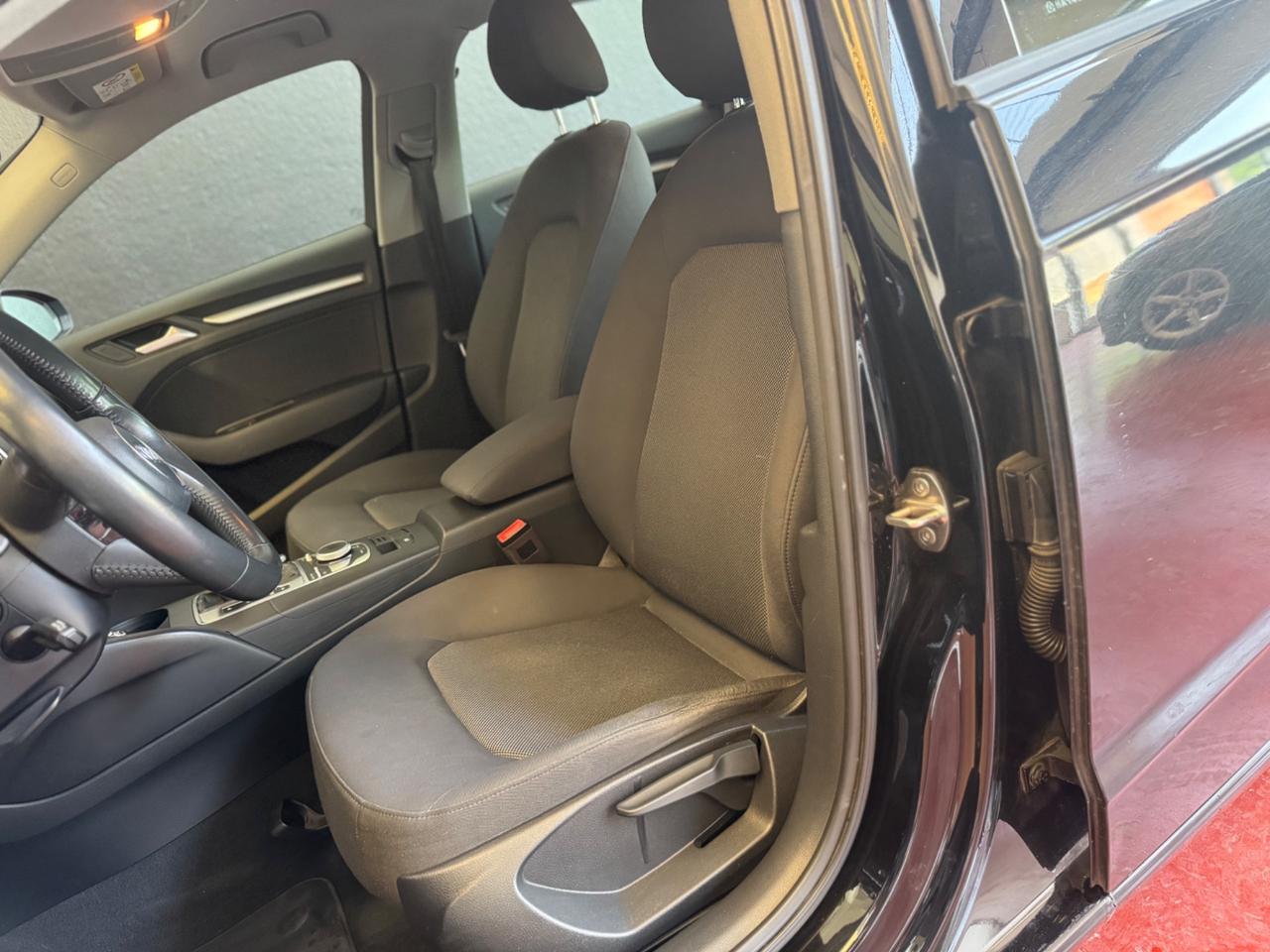 Audi A3 SPB 1.6 TDI 116 CV S tronic Sport