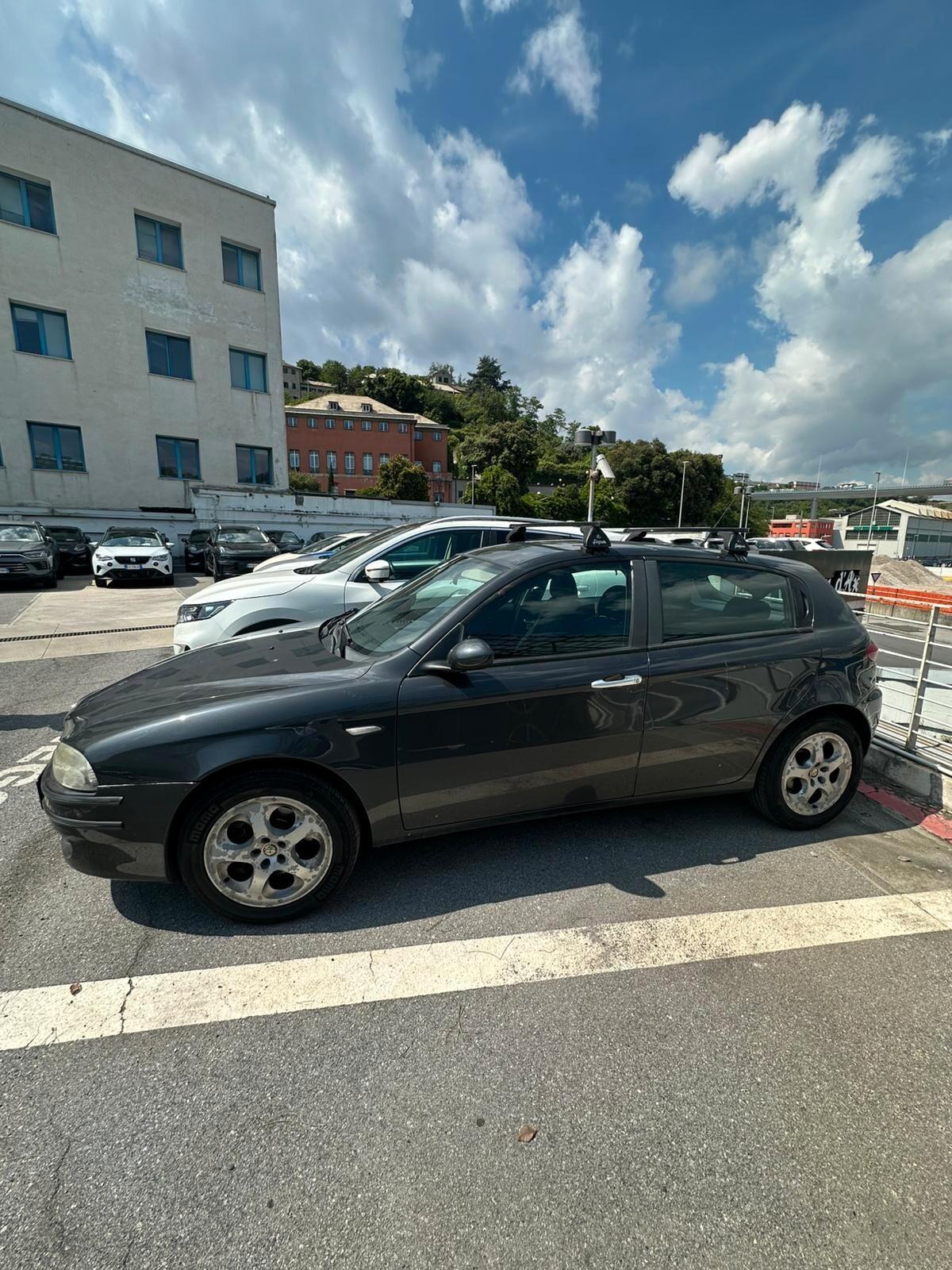 Alfa Romeo 147 1.9 JTD (120) 5 porte Distinctive