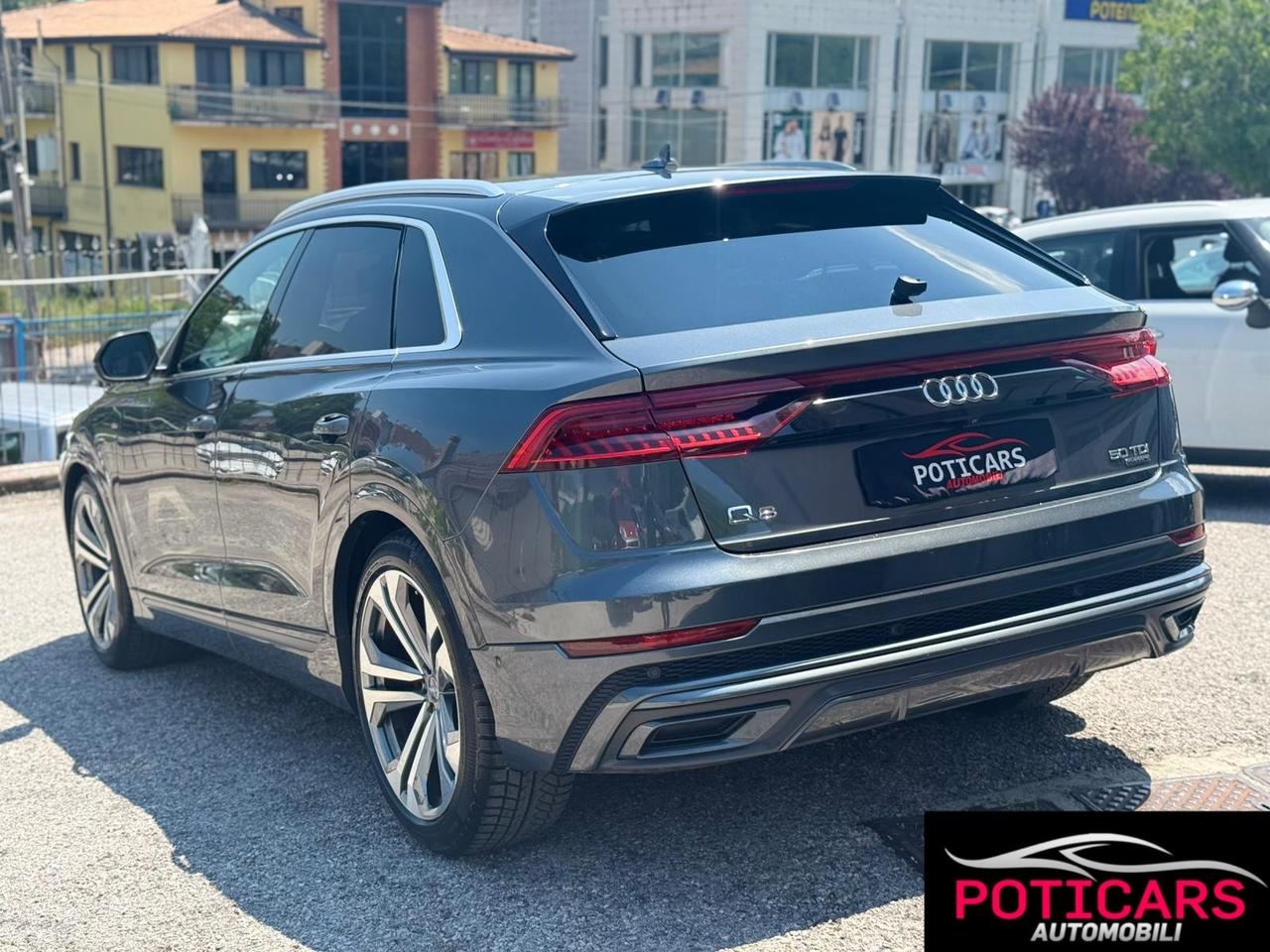 Audi Q8 50 TDI 286 CV quattro tiptronic Sport