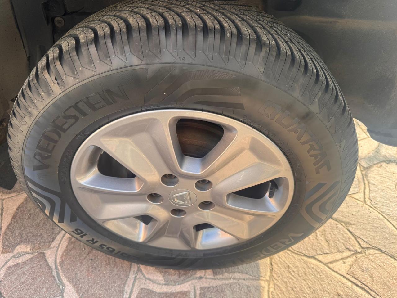 Dacia Duster 1.5 dCi 110CV Start&Stop 4x4 Lauréate