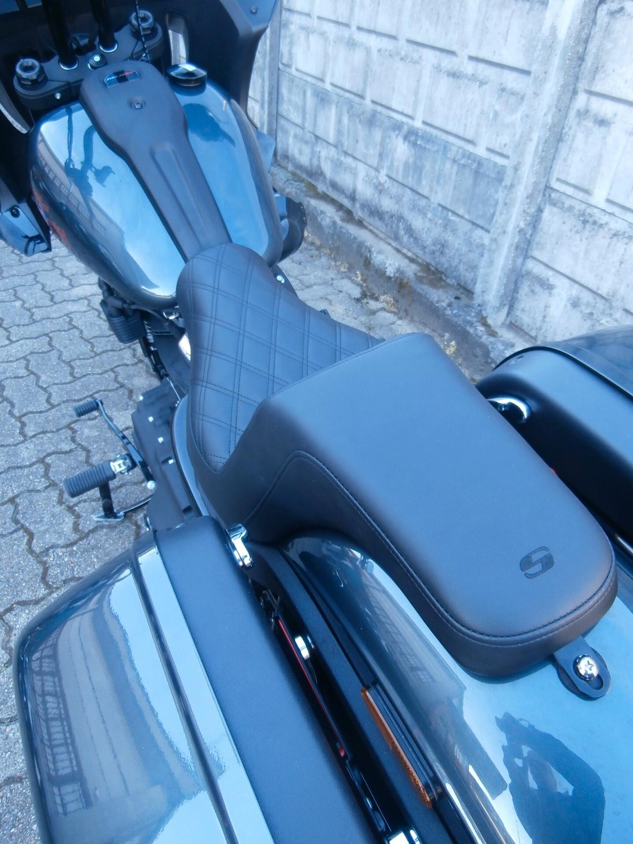 Harley-davidson Low Rider ST (2025 - 26) passaggio incluso.