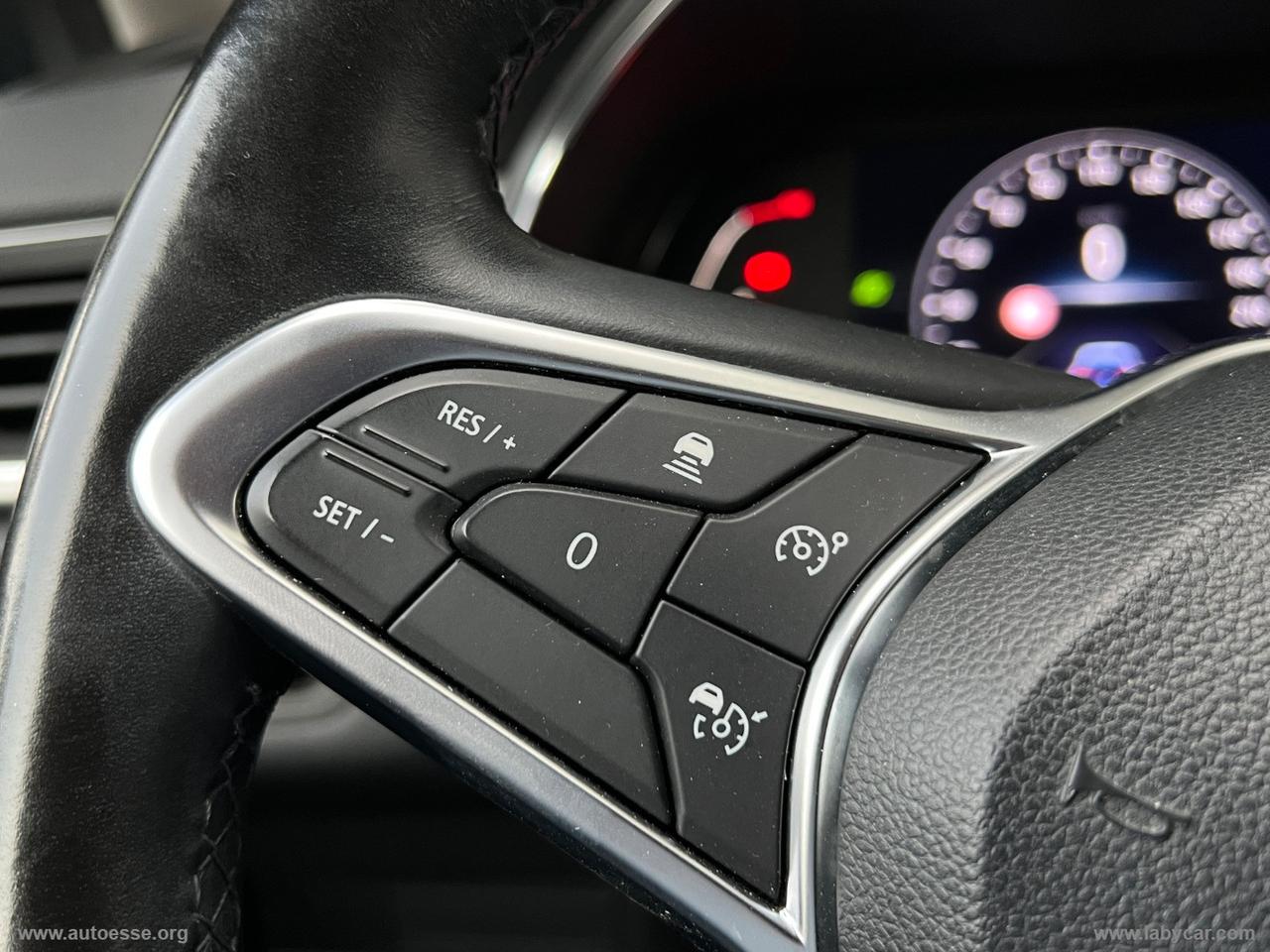 RENAULT Captur TCe 140 CV Intens