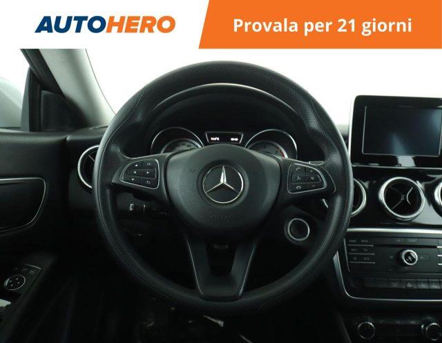 MERCEDES-BENZ CLA 180 d S.W. Automatic Business