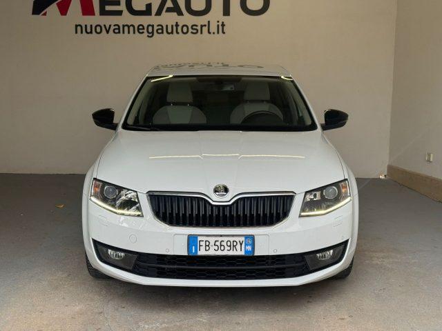 SKODA Octavia 1.6 TDI CR 110 CV DSG Executive
