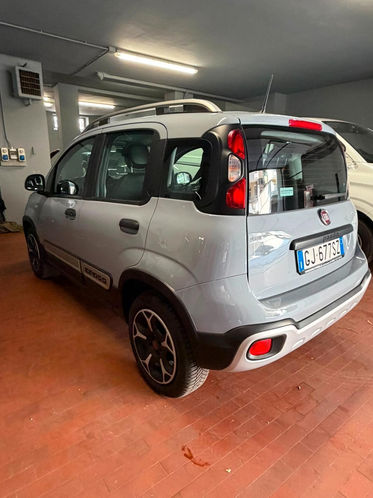 Fiat Panda 1.0 FireFly S&S Hybrid City Cross