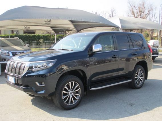 TOYOTA Land Cruiser 2.8 D4-D A/T 5 porte Style 7 POSTI GANCIO TRAINO