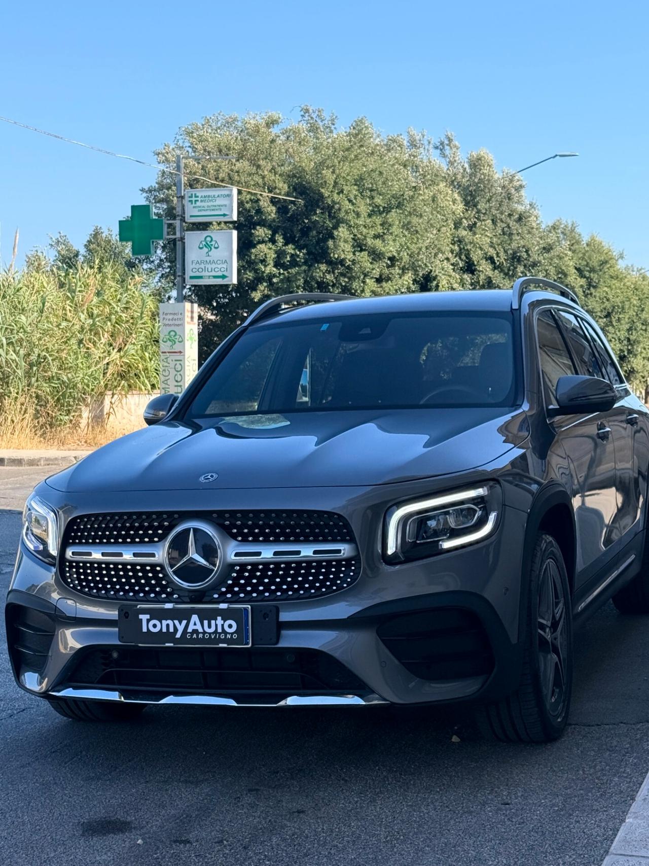 Mercedes-benz GLB 220 d Premium 4matic auto AMG con LUCI SOFFUSE,TELECAMERA,APPLE CARPLAY,NAVI,VIRTUAL COCKPIT,SCHERMO