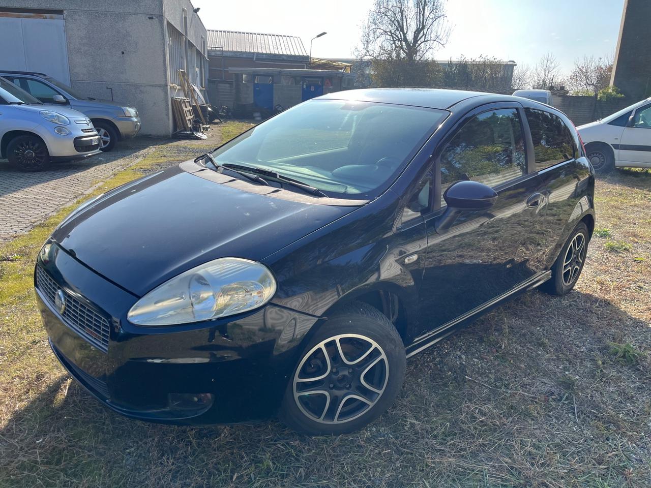 Fiat Grande Punto Grande Punto 1.3 MJT 75 CV 3 porte Dynamic