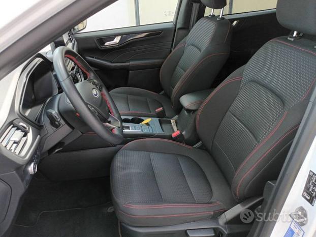 Ford Kuga 2.5 full hybrid ST-Line 4x4 190cv