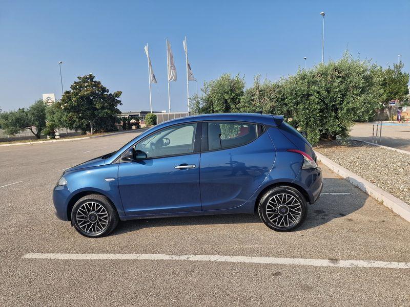 LANCIA Ypsilon III 2021 - Ypsilon 1.0 firefly hybrid Platino s&s 70cv
