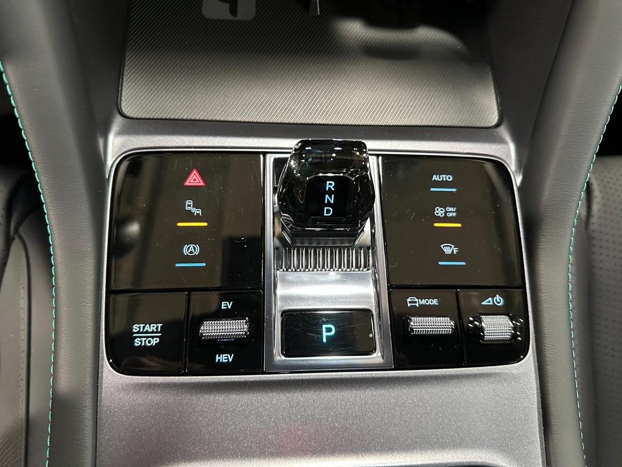 Byd Seal U DM-i 1.5 phev Design awd - FULL