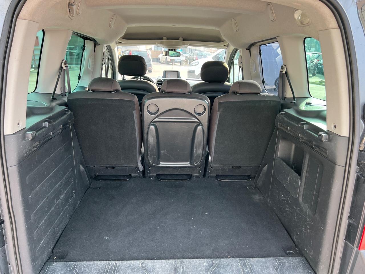 Peugeot Partner Tepee 1.6 HDi 115CV Active